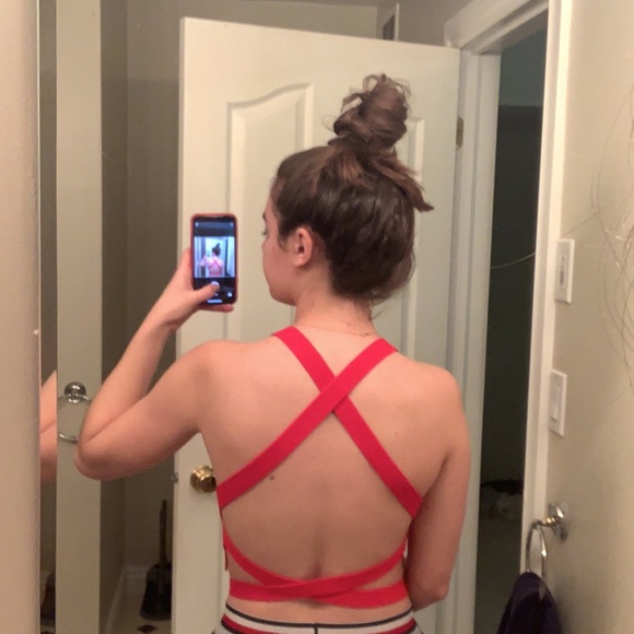 Aritzia Red Cross over crop top - Picture 3 of 4
